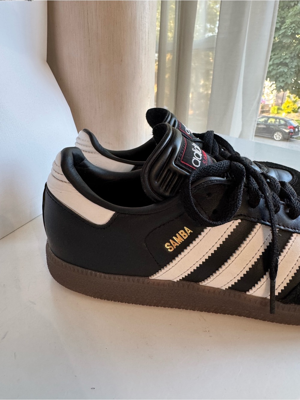 Adidas Samba Black/White Sneakers
Men’s US 8 / EU 41⅓ - Picture 12 of 15